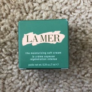 La Mer moisturizing soft cream
